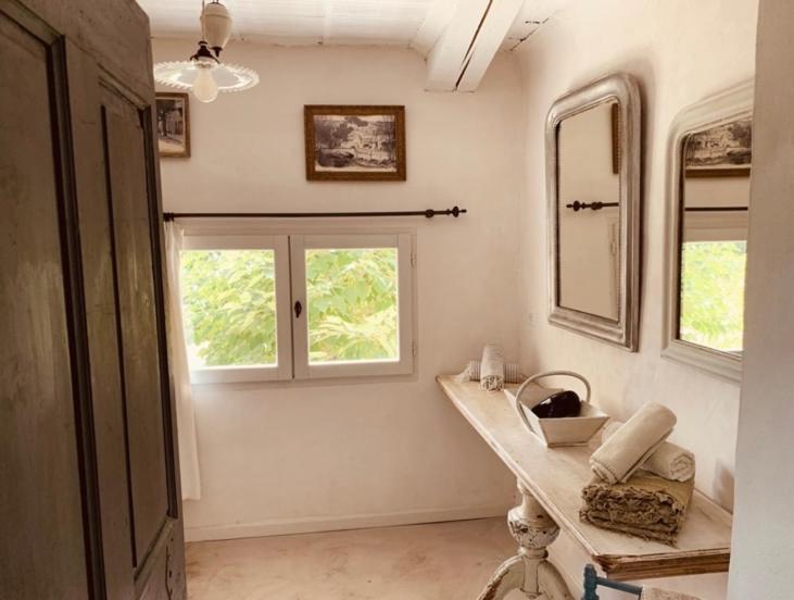 Bed and Breakfast Le Vieux Portail Saint-Saturnin-d'Apt Exterior foto