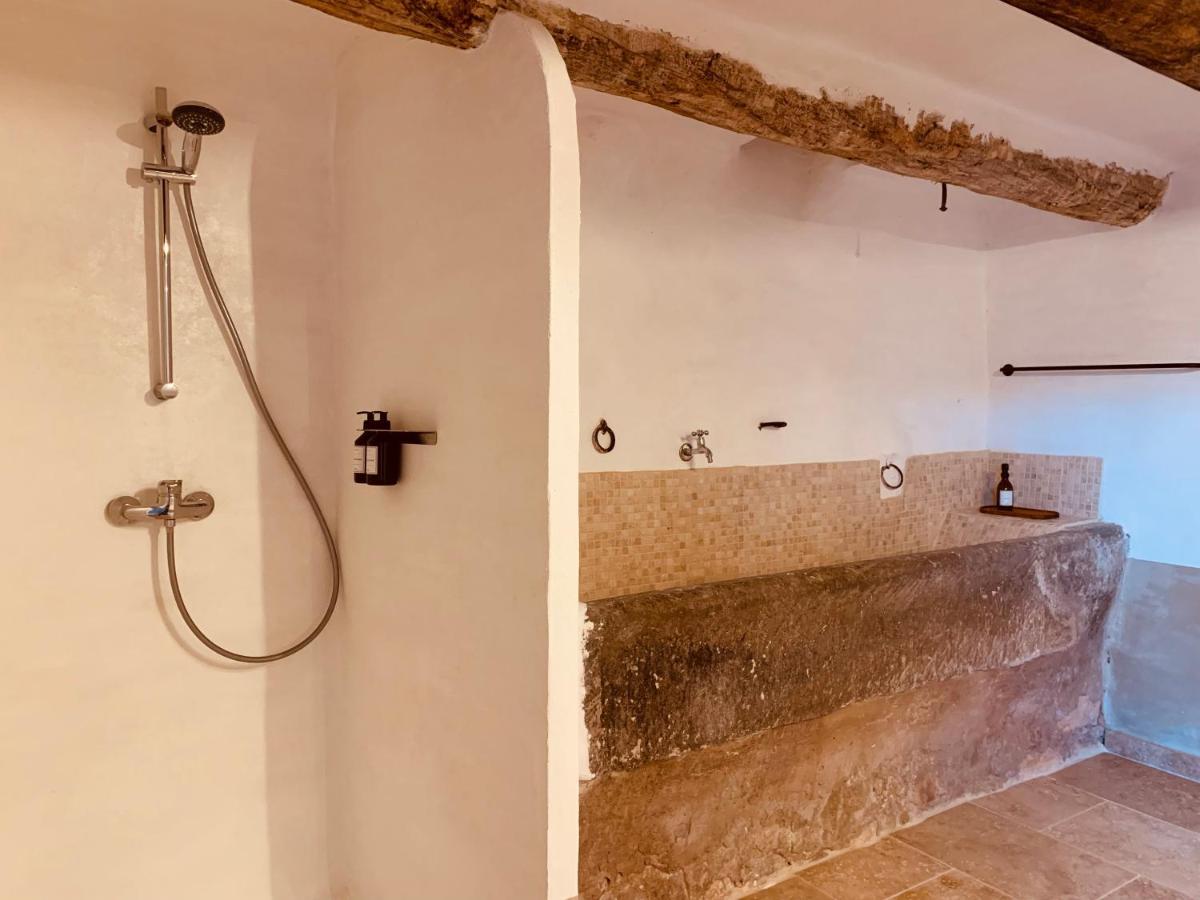 Bed and Breakfast Le Vieux Portail Saint-Saturnin-d'Apt Exterior foto